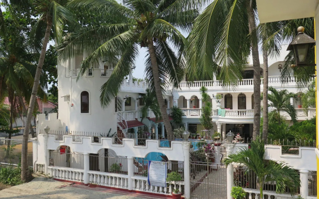 White Castle Resort & Hotel