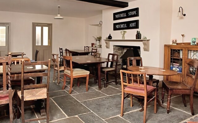 The Dolaucothi Arms