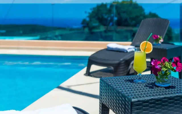 Chania Poolside Resort - Panoramic Seaview Lodging
