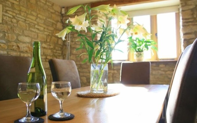 Calcot Peak Barn, CIRENCESTER