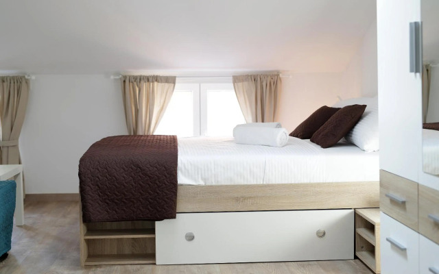 Centrally located studio apartment Seagull