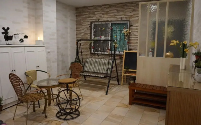 Meet travelers Guest House