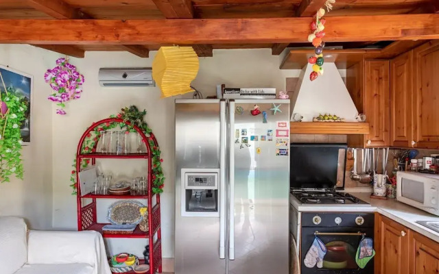 Luxurious Holiday Home in Napoli With Swimming Pool