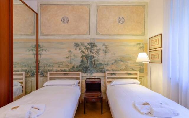 JOIVY Lovely Apt with Communal Pool in Nervi