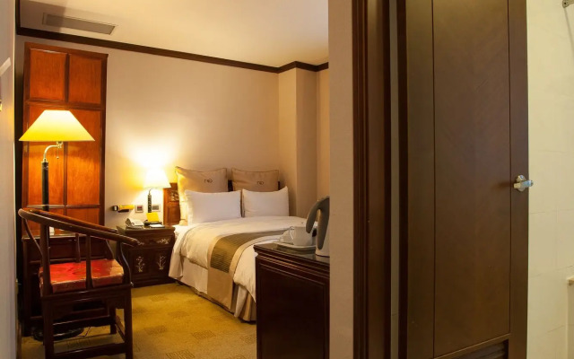 Rich Garden Hotel
