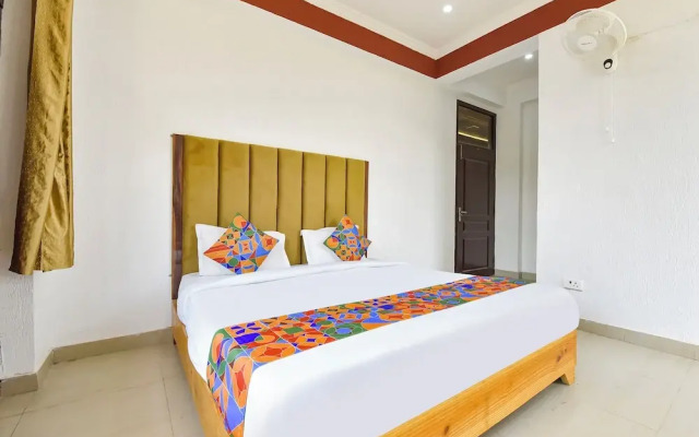 Fabhotel Aayat Home Stay