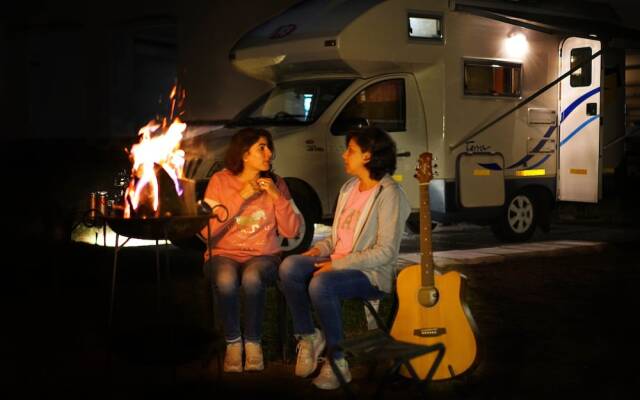 TreeHouse Sunrise Resort & Caravan Park