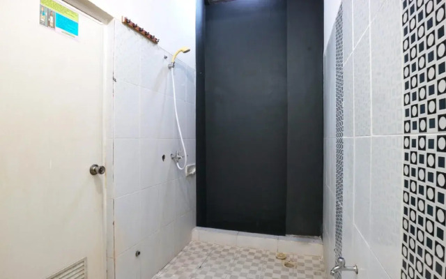 Lotus Garden Apartment