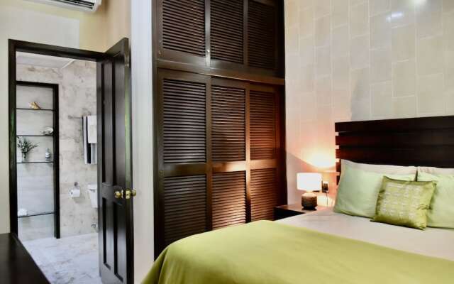 Chan Bahlum By Select