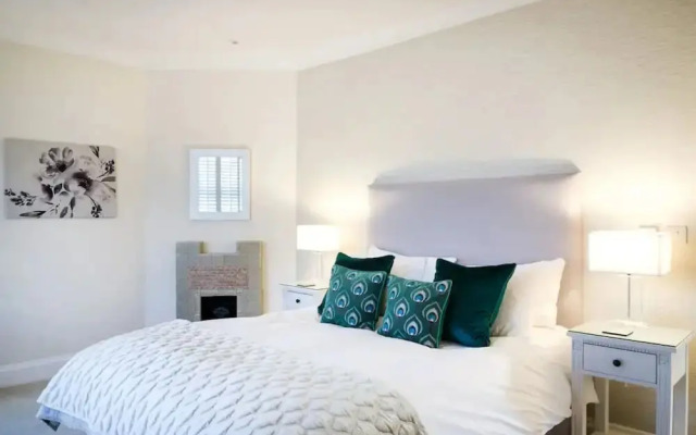 Pine Ridge Itanagar by Goroomgo