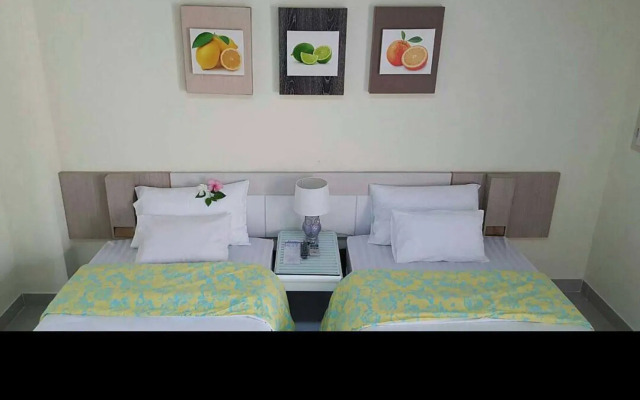 AA Villa Garden Airport