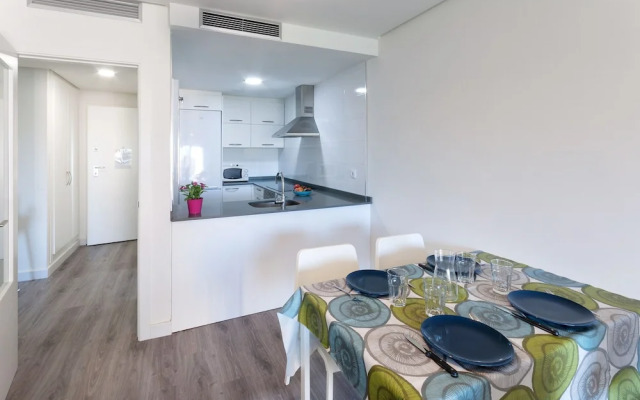 Happy in Oliva With 1 Bedrooms and 1 Bathrooms