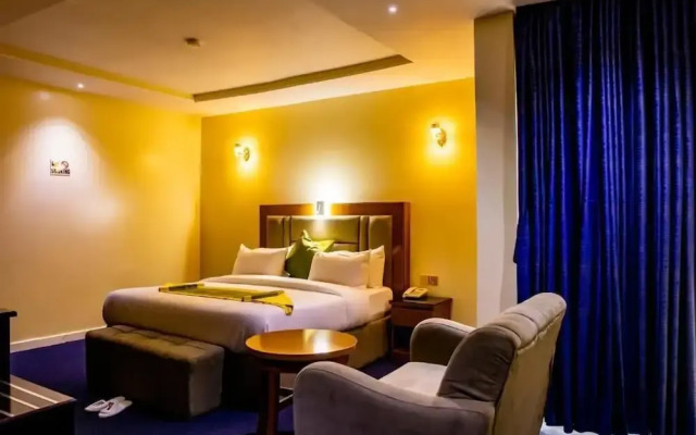 Villa Hilton Hotels & Apartments