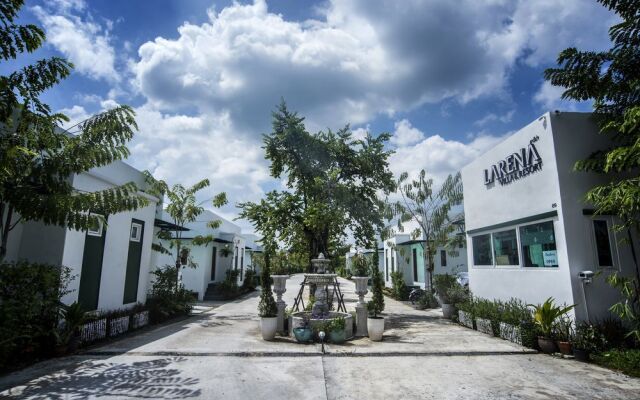 Larena Villa And Resort