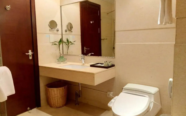 Grand Metropark Jiayou Hotel
