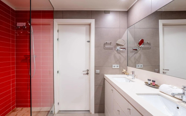 Classy 3bed 3bath apartment in Eixample