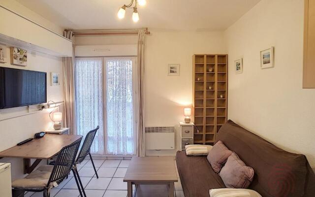 Appartement Lamalou-les-Bains, 1 pièce, 2 personnes - FR-1-451-125