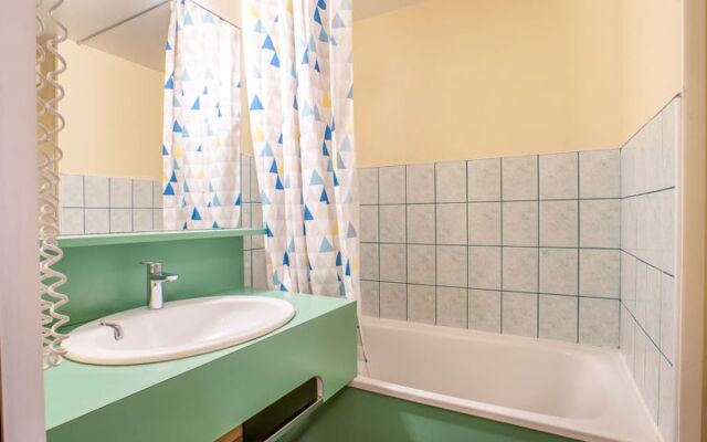 La Roche Blanche 39299