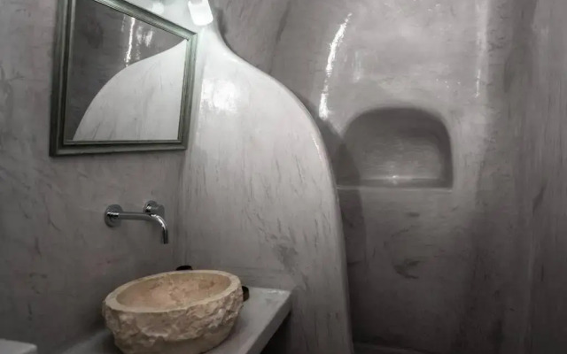 Vivid Caves 1 bedroom Cavehouse