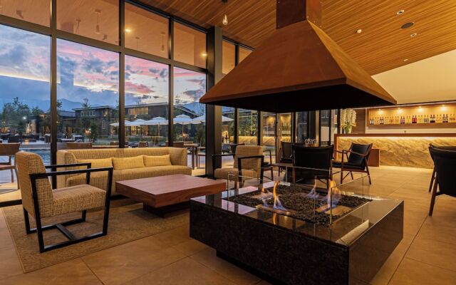 AWAUMI Fujikawaguchiko Resort