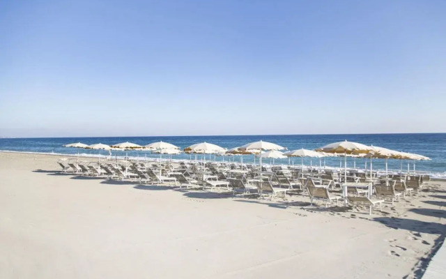 Hotel Village Paradise