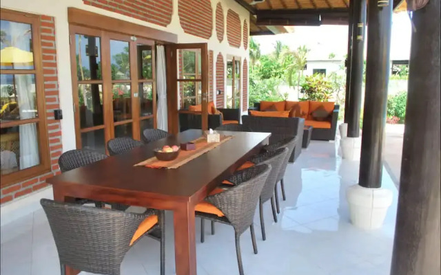 Villa Cerah Beachfront Holiday House