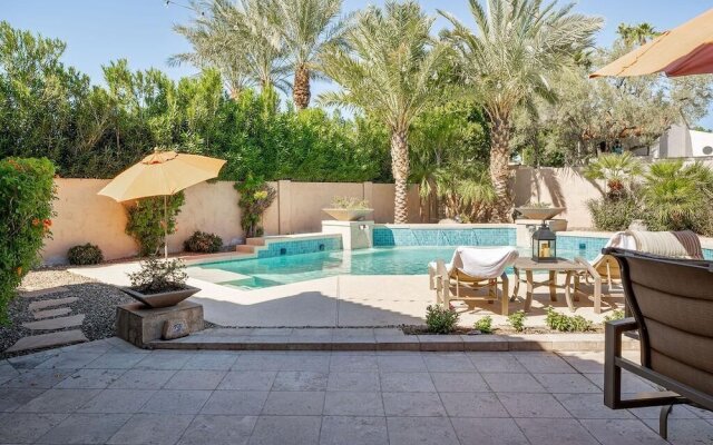 Minnezona Elegant Home w Poolside Retreat