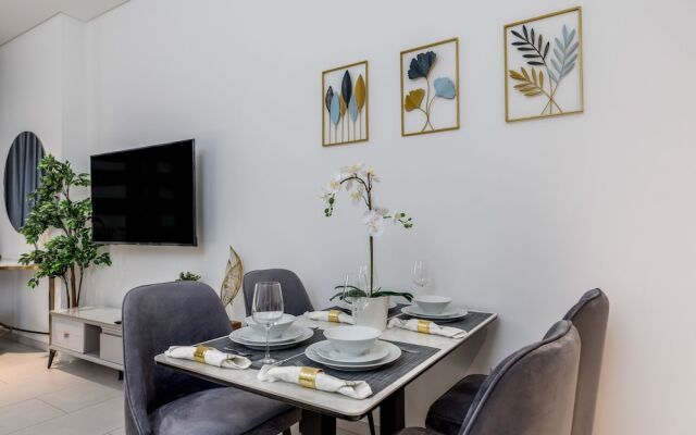 Maison Privee - Premium Studio w/ Burj Khalifa View