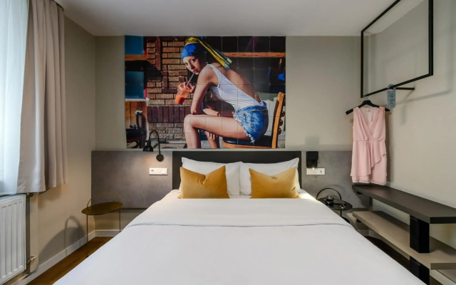 SleepinRoomz Boutique Hotel