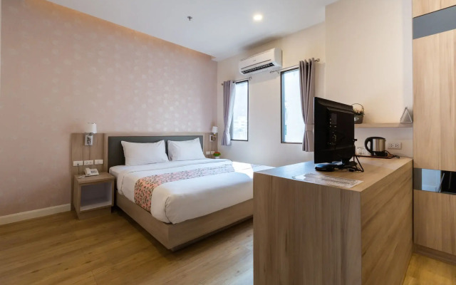 Leela Orchid Hotel