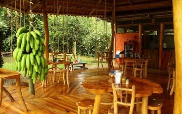 Costa Azul Lodge