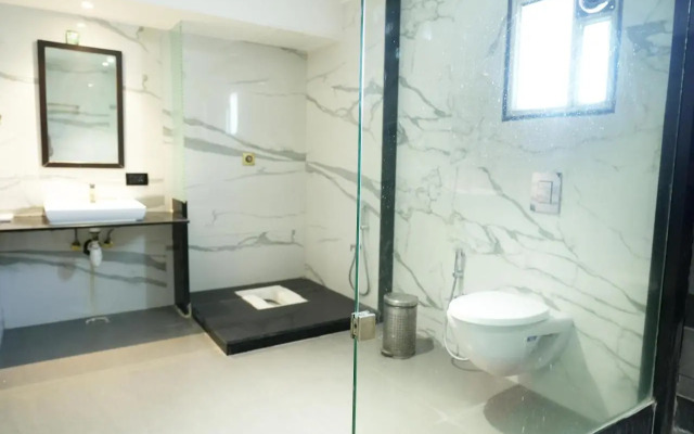 Lumbinis Grand Hotel