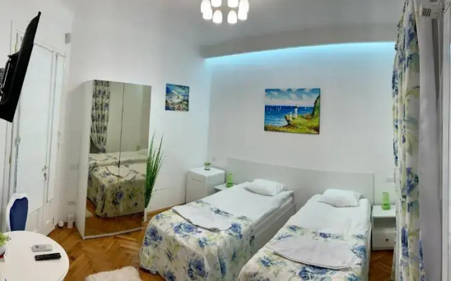 Victoria Luxury Apartment 11
