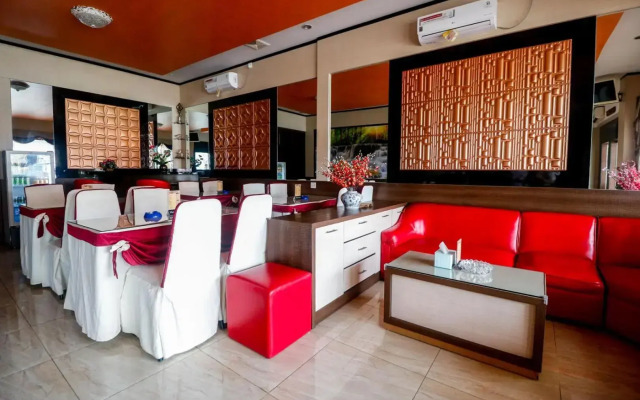 RedDoorz Plus near DC Mall Batam