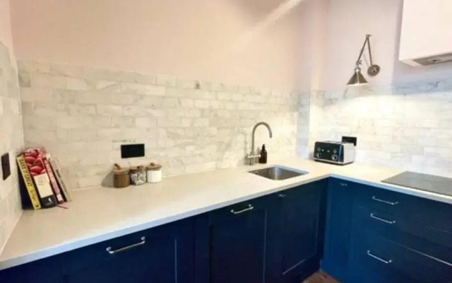 Redland Suites - Apartment 4