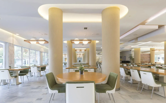 Hotel San Panteleimon