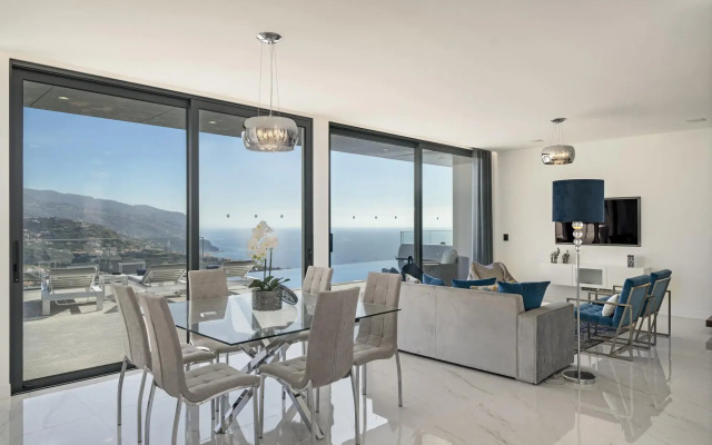 Seacrest (Madeira Villas)