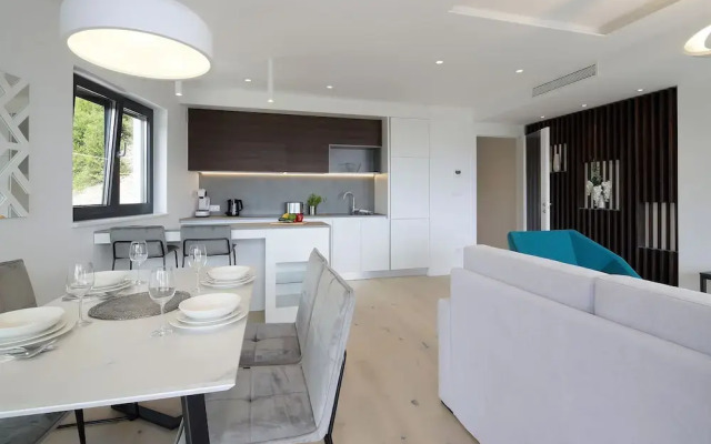 Modena Maris Apartments