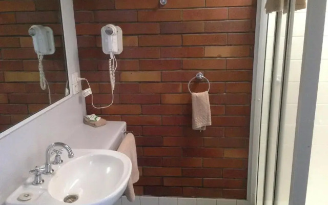 Tambo Mill Motel & Caravan Park