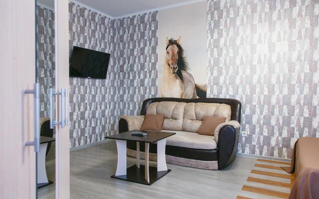 Пять Звёзд в микрорайоне Дружба 4/1