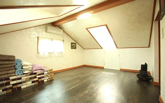 Jecheon Sineka Green Plant Pension