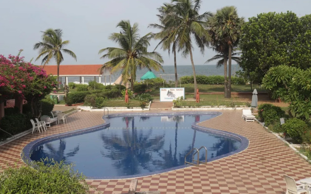 Golden Sun Beach Resort