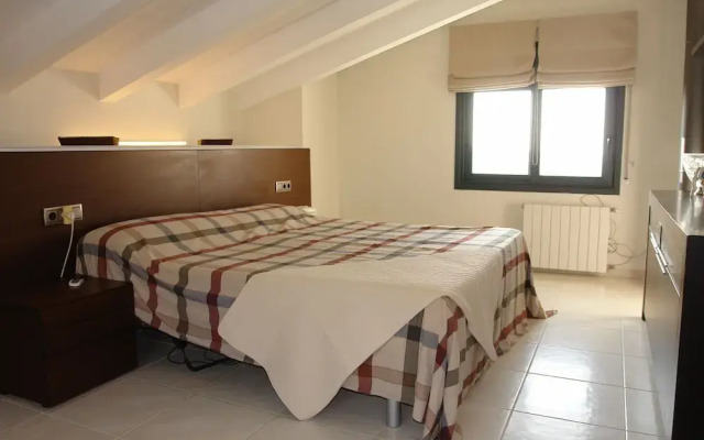 Scenic Villa in Palau Saverdera With Private Swimming Pool