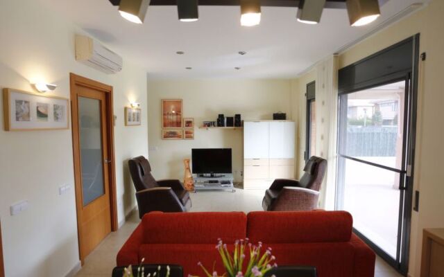 House Laura L'Ampolla