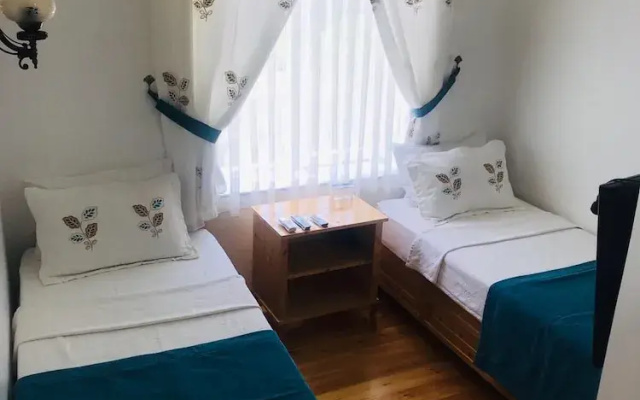 Adadaki Evimiz Bozcaada