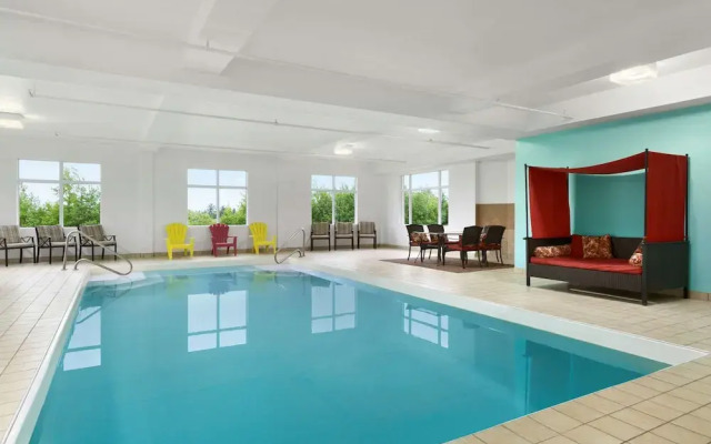 Days Inn & Conference Centre Oromocto