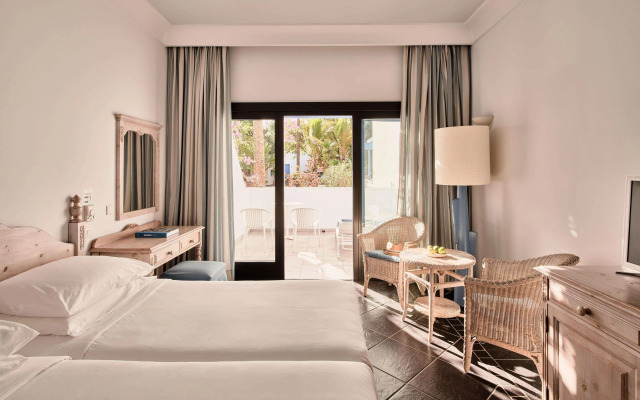 Seaside Los Jameos Playa