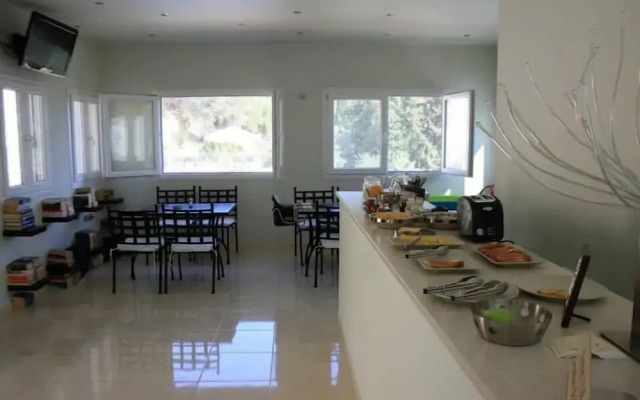 Lefkas Petra