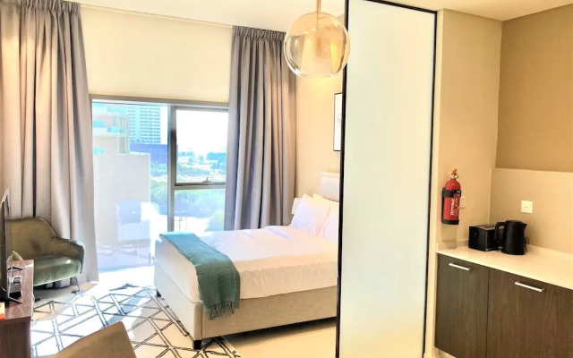 Amazing Living in Park View JVC