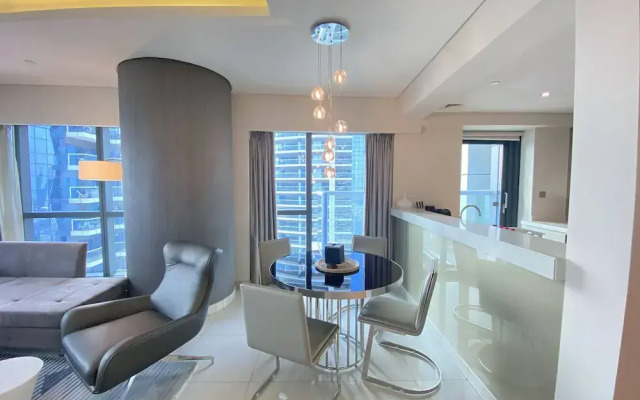 Lux BnB Paramount Tower I Burj Views
